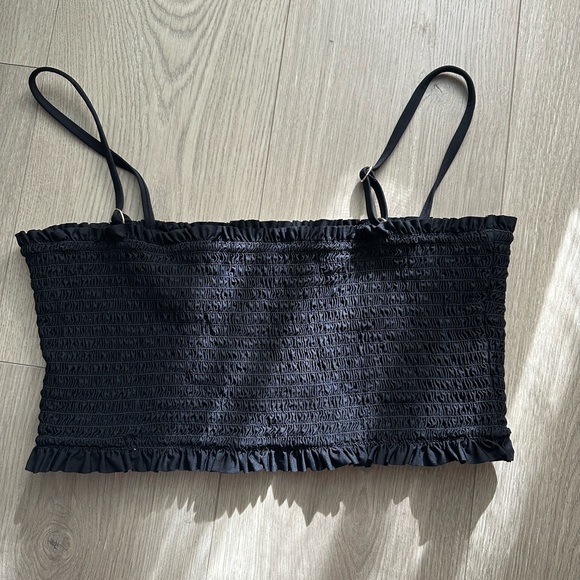 Solido Smocked Top with Ruffle edge - Picture 2 of 6